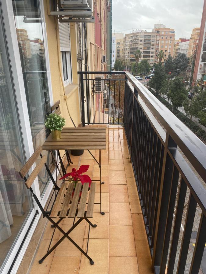Tres Forques Apartment Валенсия Екстериор снимка